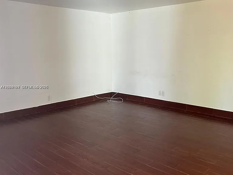 1912 Taylor St — Photo 11