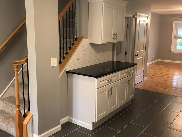 935 Broad St — Photo 3