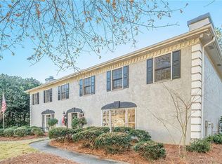 8990 Carroll Manor Dr, Sandy Springs, GA 30350
