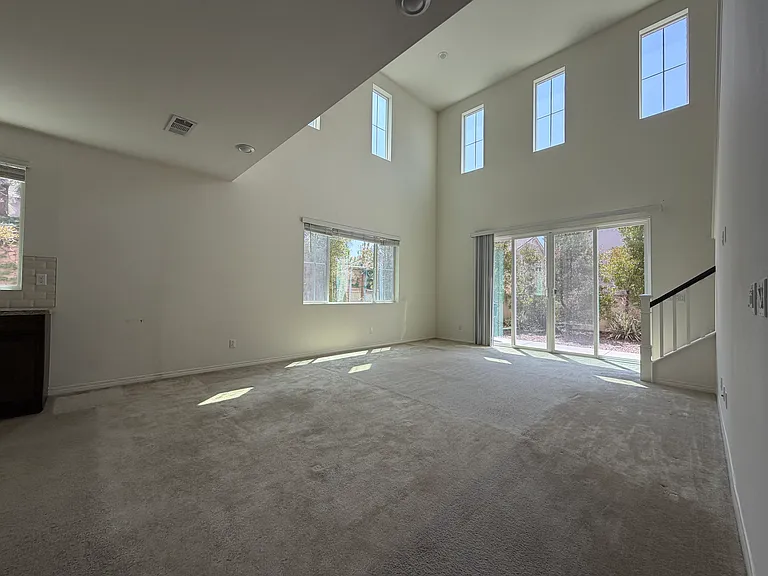 7103 Montecito Ln — Photo 8