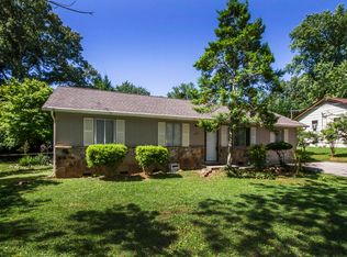 1032 Roswell Rd, Knoxville, TN 37923