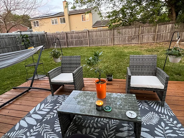 Peregrine Dr — Photo 14
