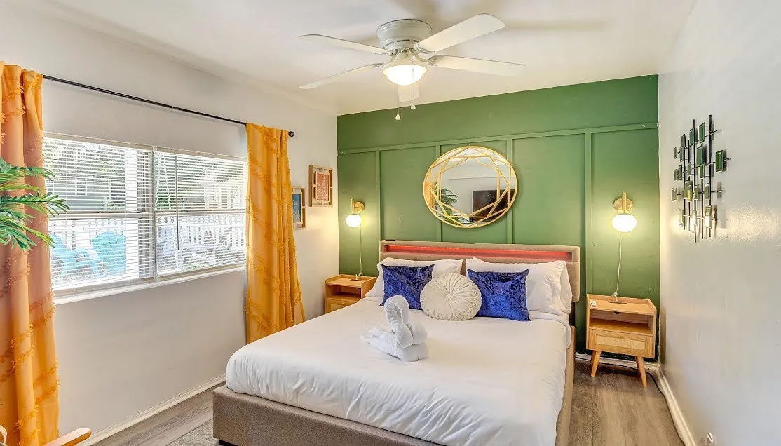 2 bed, 650 sqft, $1,912 — Photo 4