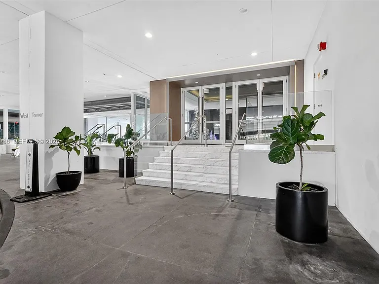 400 Sunny Isles Blvd #1207 — Photo 45