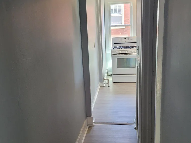 2678 Adams Ave — Photo 6