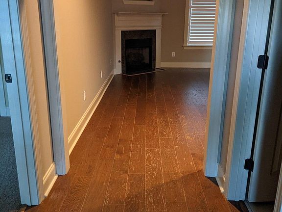 Entry way to the living room.