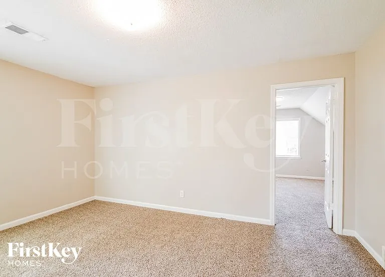 4475 Grinstead Cv — Photo 8