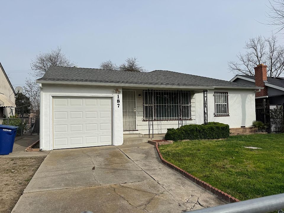 1st image of 187 Bay Dr
