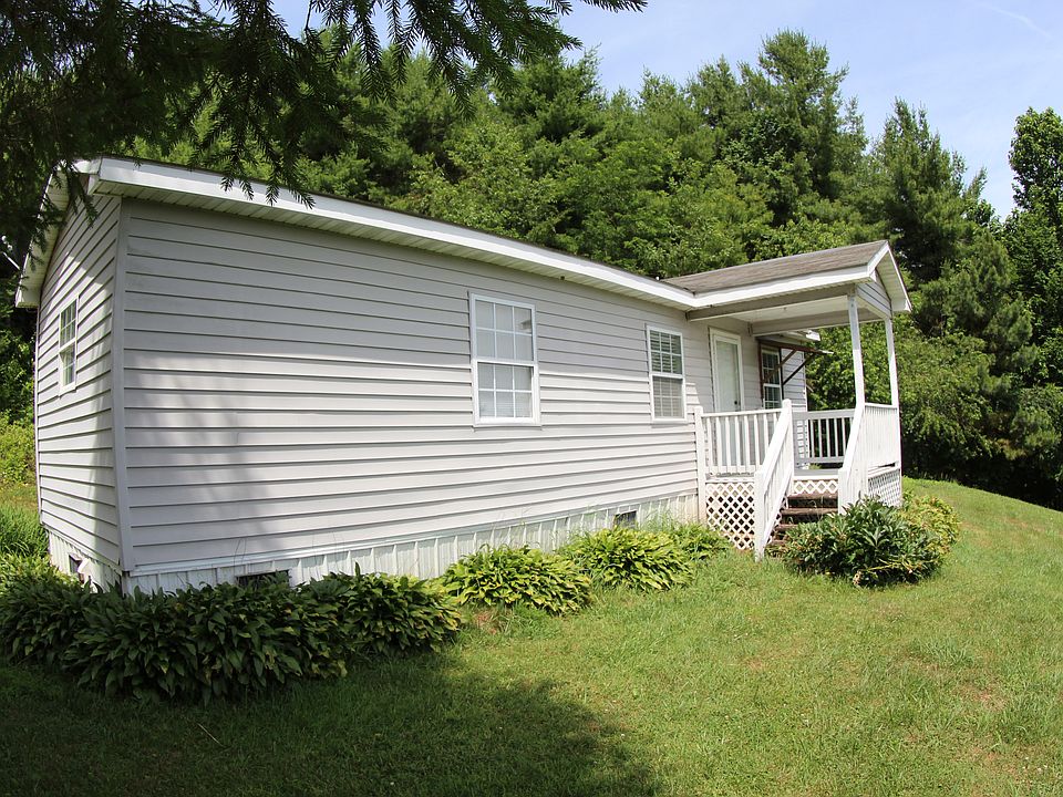 1st image of 445 Mountain View Rd