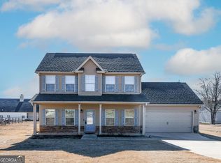 102 Garnet Ln, Griffin, GA 30224