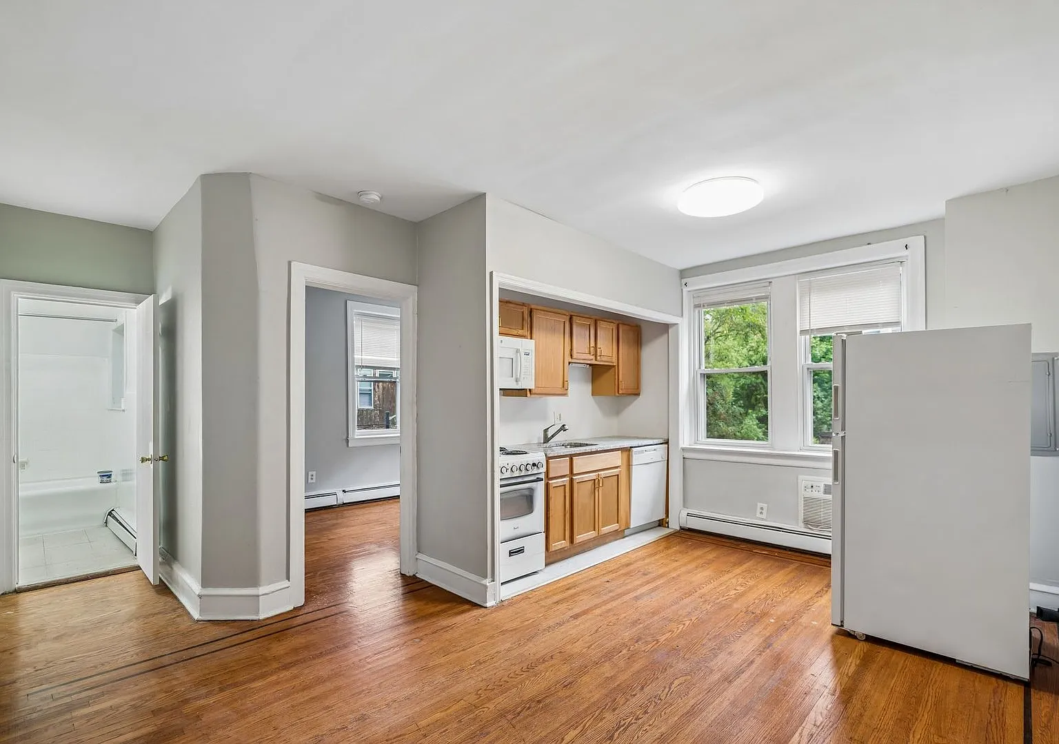 4537 Osage Avenue — Photo 1