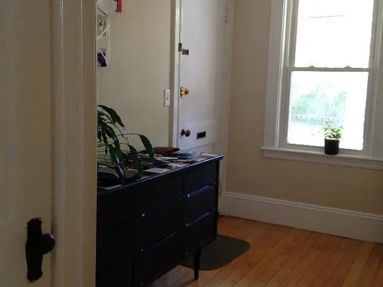 73 Leicester St #3A — Photo 6