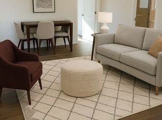 636 3/4 E 87th St, Los Angeles, CA 90002