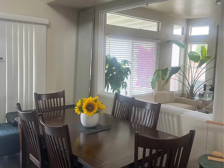 15909 Bayberry Ln — Photo 6