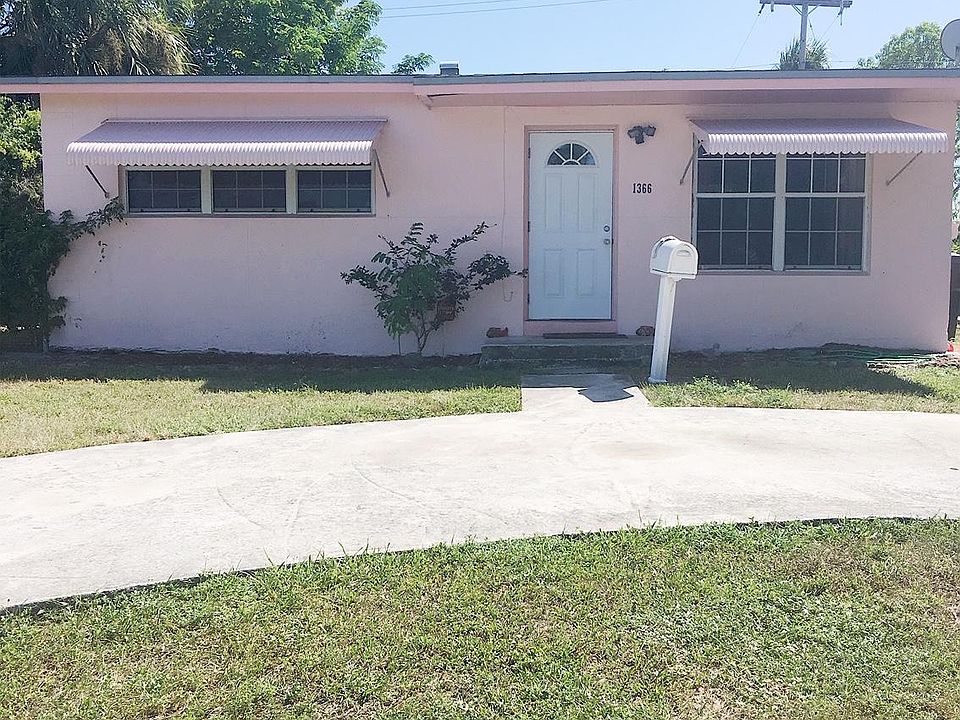 1st image of 1366 W 10th St