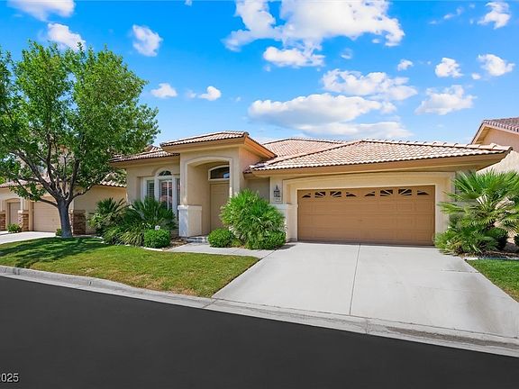 3rd image of 2113 Scarlet Rose Dr