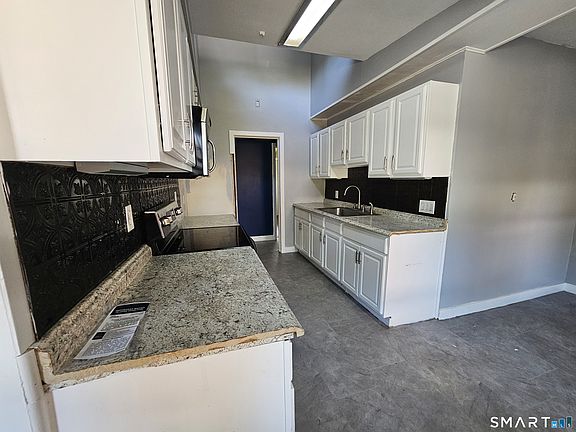 2nd image of 762 Ocean Avenue