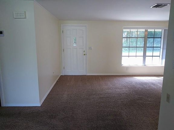 4th image of 3853 Fontainebleau St