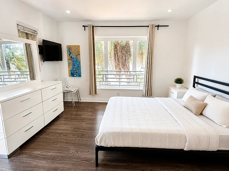 1540 Jefferson Ave #2 — Photo 7