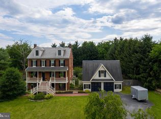 2280 Ashleigh Dr, York, PA 17402