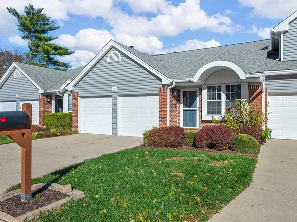 309 Kehrs Mill Bend Ct, Ballwin, MO 63011