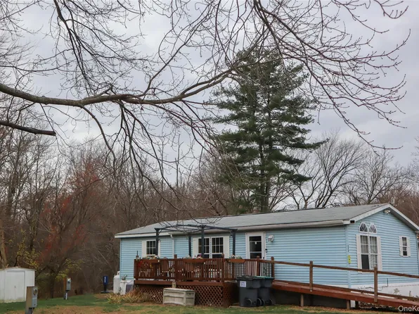 172 Democracy Lane, Washingtonville, NY 10992