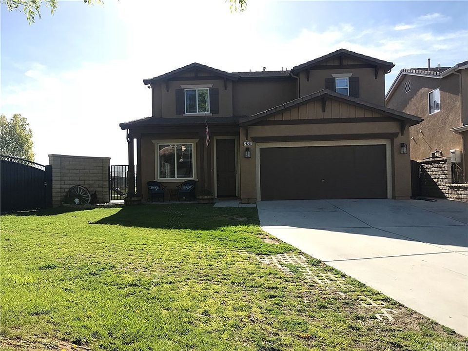 1st image of 28201 Somerset Ct