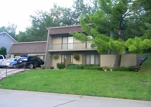 2716 Aspen Way Photo 1