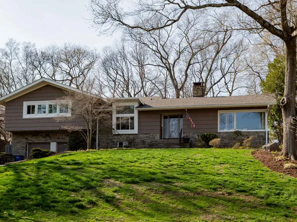 96 Cedar Woods Lane, Fairfield, CT 06825