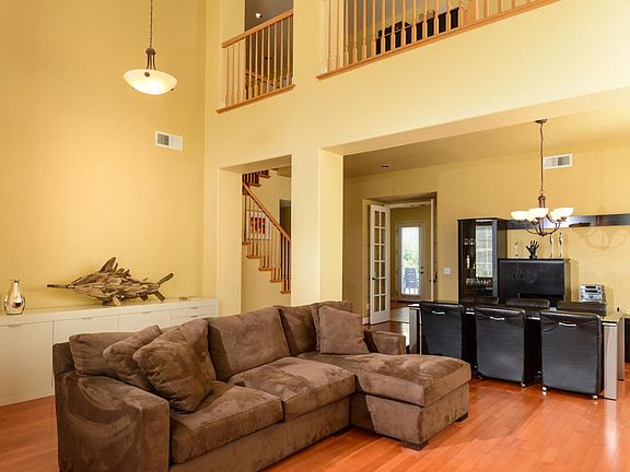 5th image of 18380 Capistrano Way