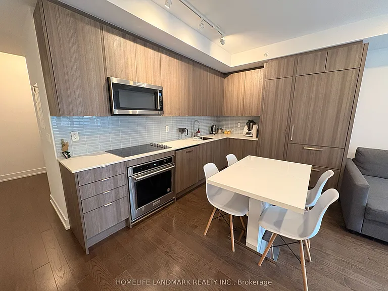 175 Pears Ave #Townhouse 4 — Photo 7