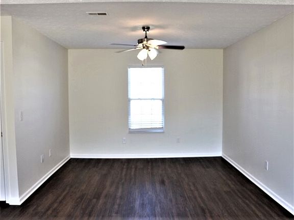 4th image of 531 Glen Oaks Dr