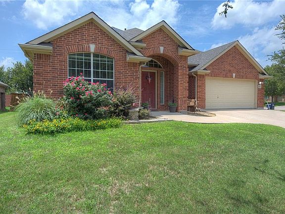 4th image of 9800 Garden Ct