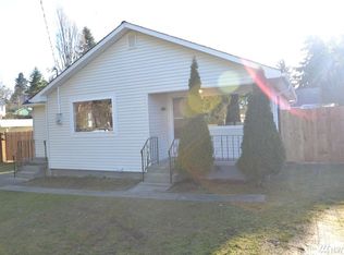 511 SW 102nd St, Seattle, WA 98146