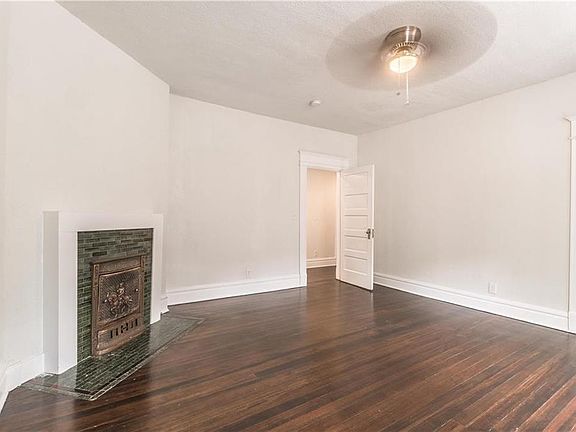 3rd image of 4018 Harrison St #2