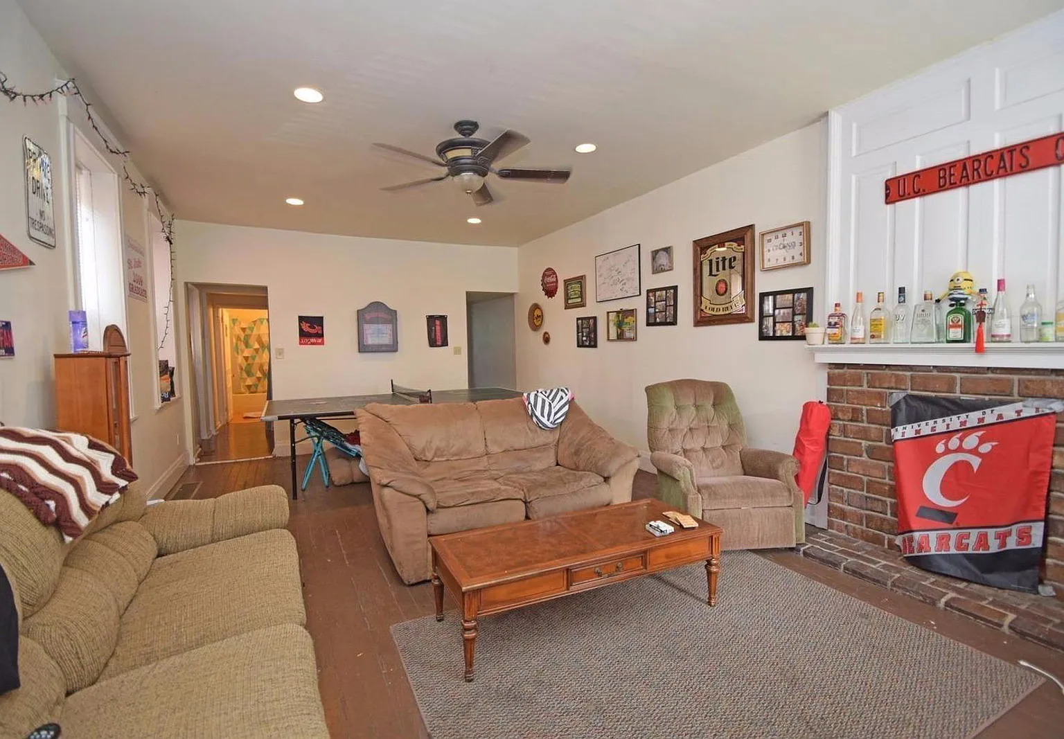 5 bed, 1.0 bath, $3,895 — Photo 2