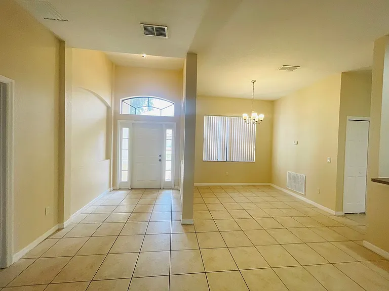 404 Cinnamon Dr — Photo 14