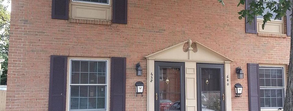 2nd image of 638 Walnut Ln