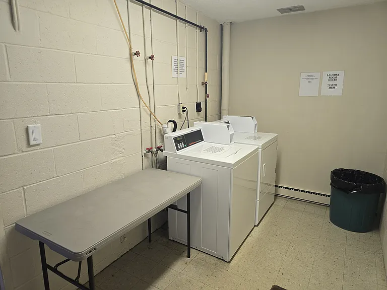 725 Broad St #4 — Photo 18
