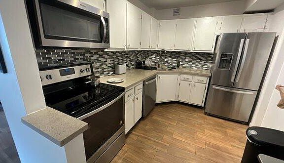 3rd image of 659 W Oakland Park Boulevard #108C