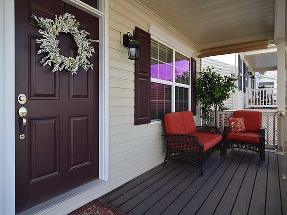 2nd image of 518 Paddington Ln
