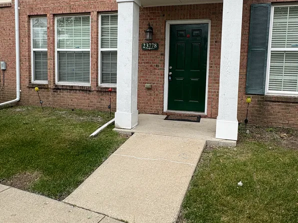 23778 Northstone Village Dr, Taylor, MI 48180