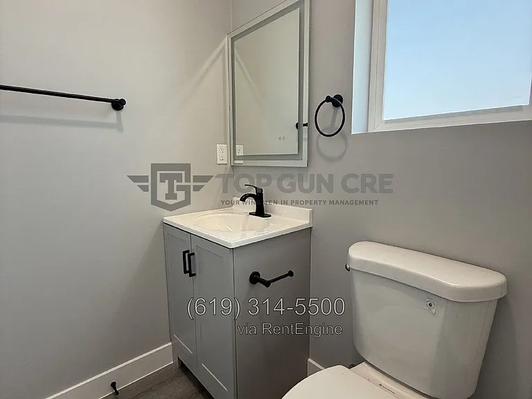 3120 Martin Ave — Photo 11