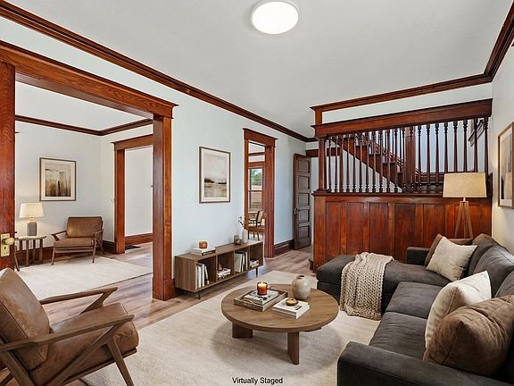 5th image of 2810 Rutland Ave