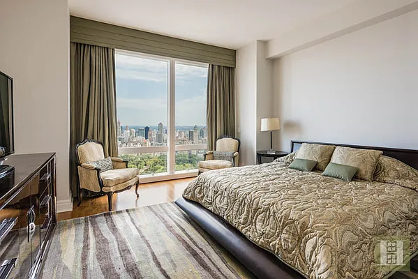 Rented by Halstead Real Estate | media 20