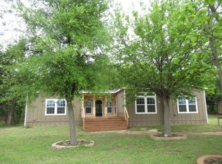 1638 Lama Rd, Bowie, TX 76230