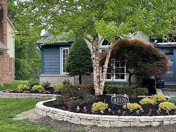 4th image of 43370 Ashbury Dr