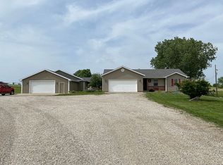 2732 NW 78th St, Topeka, KS 66618