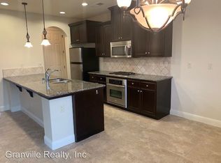 11335 N Via Ventana Way, Fresno, CA