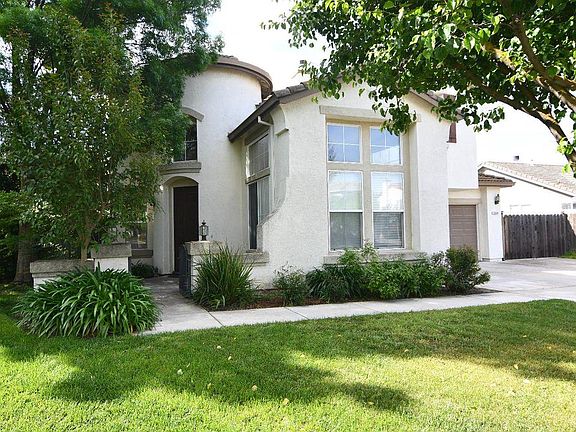 3rd image of 1640 Matterhorn St